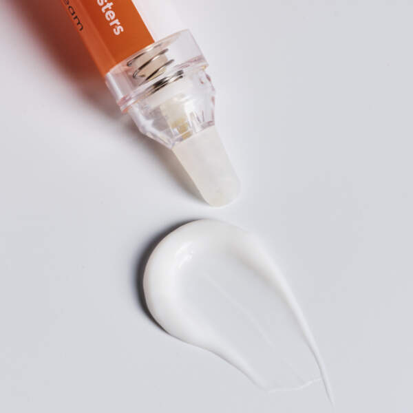 Juliette Armand Opsis Eye Cream textúrája
